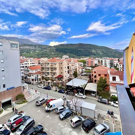 Homestay Mark - Double Bed Room - Shared Bathroom And Kitchen Будва Экстерьер фото
